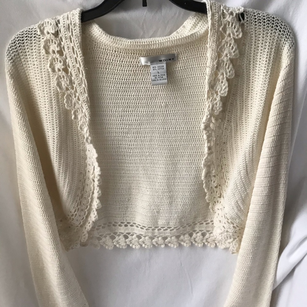 WD NY crocheted cream shrug
